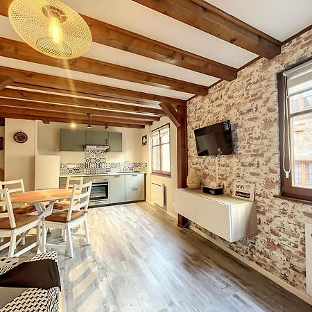 Aux Deux Tours Apartment Риквир Екстериор снимка