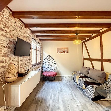 Aux Deux Tours Apartment Риквир Екстериор снимка