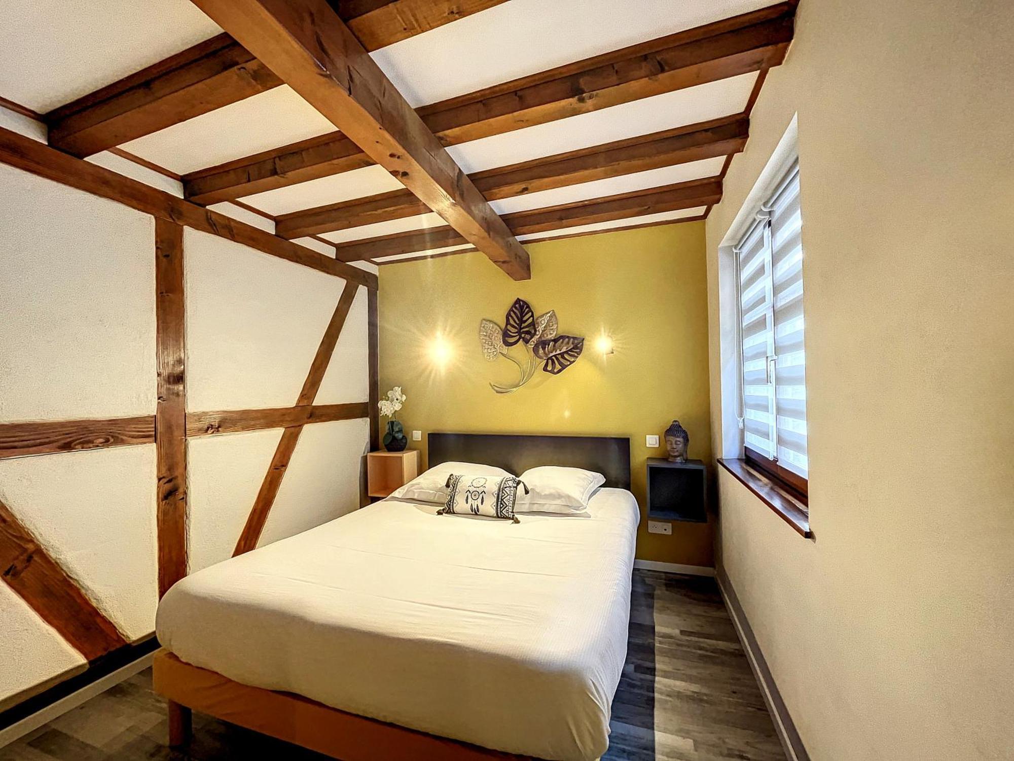 Aux Deux Tours Apartment Риквир Екстериор снимка